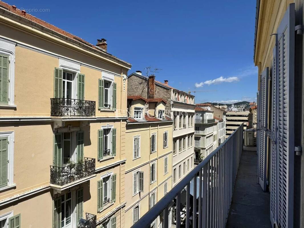 Appartement à CANNES