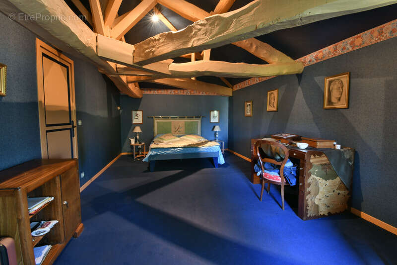 Maison à vendre 6 pièces TONNAY BOUTONNE (17) - photo 8
