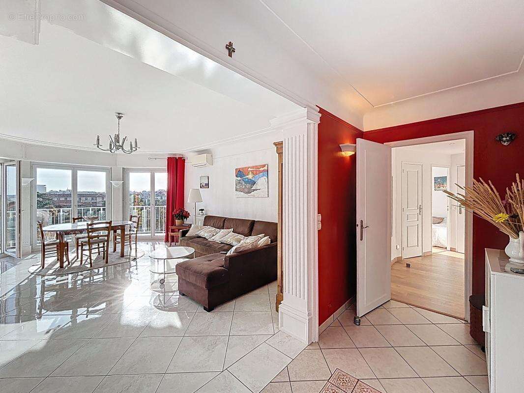 3 pcs dernier etage 100m2 vue mer panoramique cave - photo 2