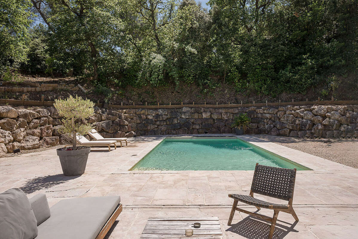 Propriété aux portes d'Aix en Provence quartier  Saint Marc de Jaumegarde avec piscine - photo 6