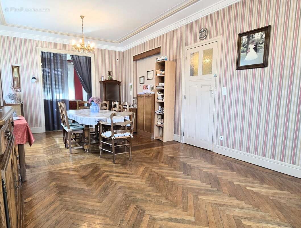 Séjour - Maison à FORMERIE