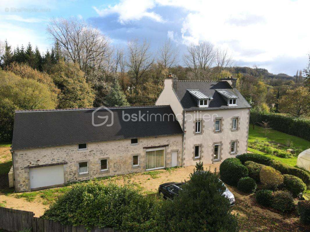 Maison à LANDIVISIAU