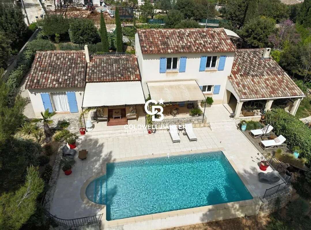 Maison à LORGUES