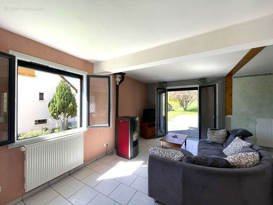 Maison à CLAIRVAUX-LES-LACS