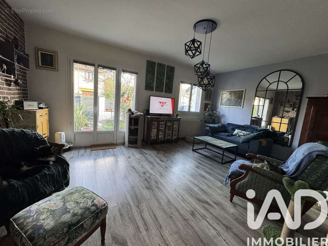 Photo 2 - Maison à PONTAULT-COMBAULT