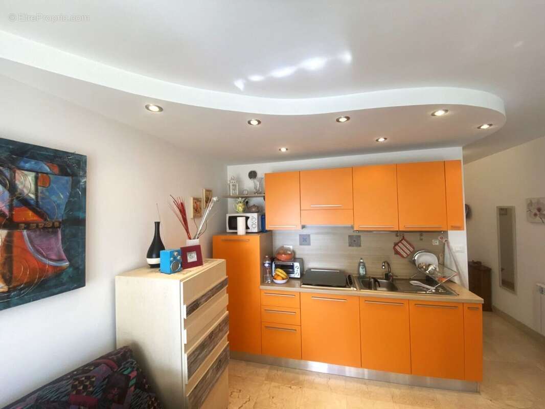 Appartement à ROQUEBRUNE-CAP-MARTIN