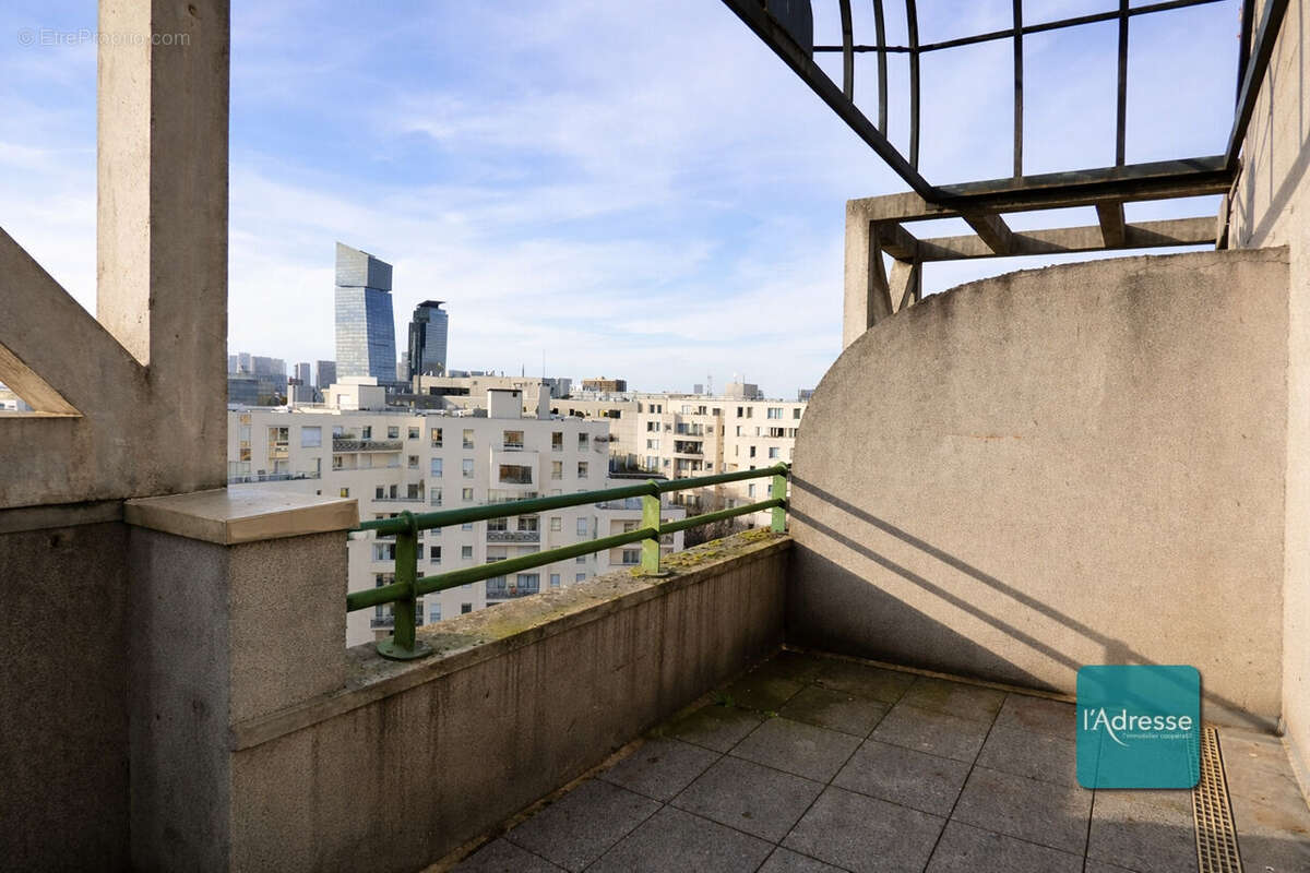 Appartement à CHARENTON-LE-PONT