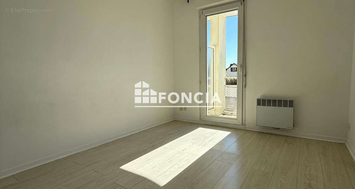 Appartement à PONTAULT-COMBAULT