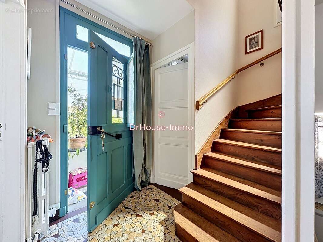 Maison à COULOUNIEIX-CHAMIERS
