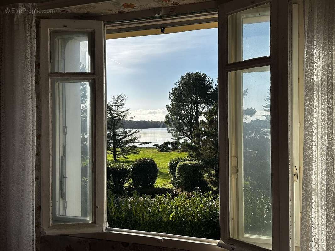 Maison à LOCOAL-MENDON