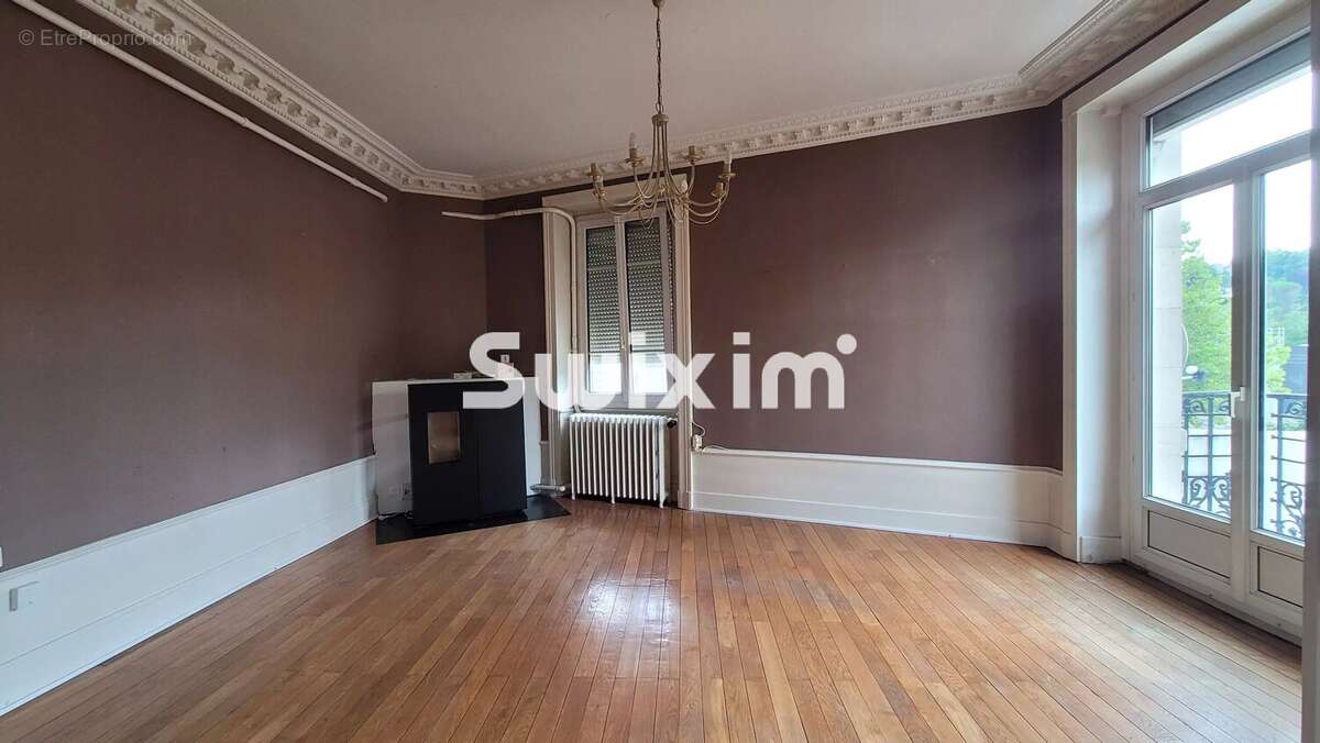 Appartement 136 m² à Lons-Le-Saunier  - photo 8