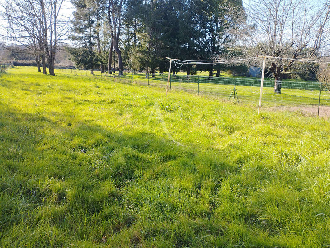 Maison à BUSSAC-SUR-CHARENTE