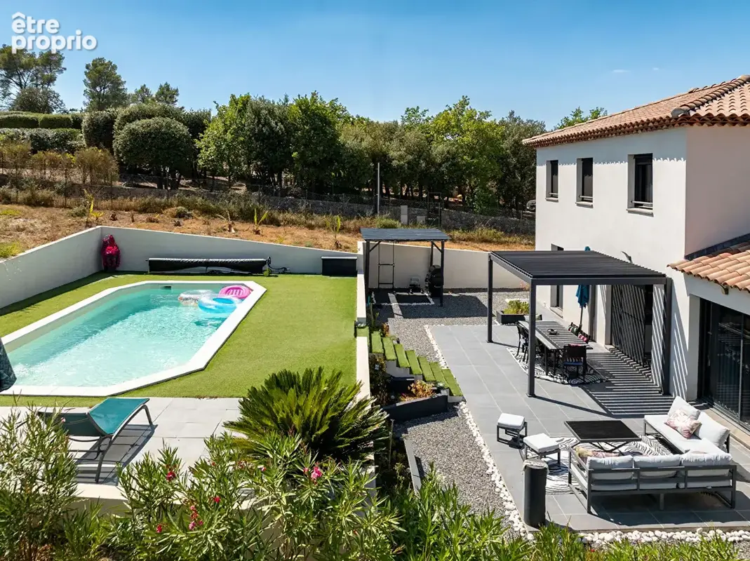 A VENDRE en EXCLUSIVITÉ à VIDAUBAN Maison contemporaine de 138m²  5 chambres  GARAGE  sur 1400m2 de terrain - photo 3