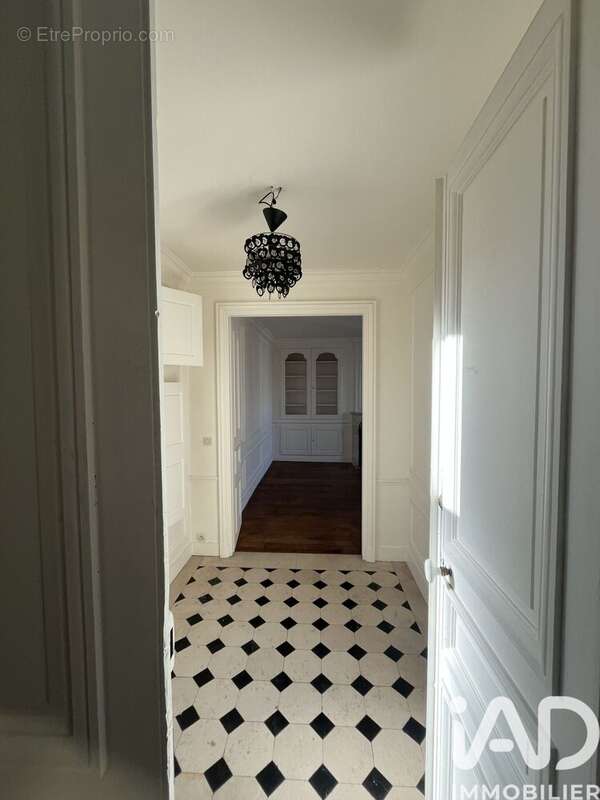 Photo 6 - Appartement à FONTAINEBLEAU