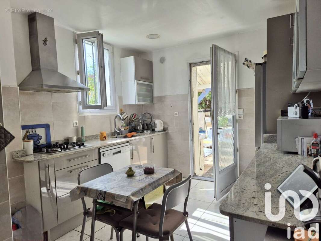 Photo 7 - Maison à RIS-ORANGIS