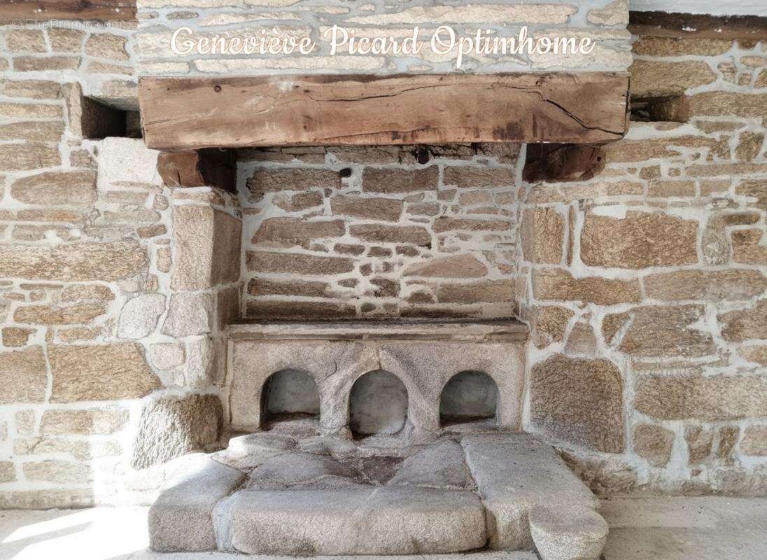 312 m2 d'histoire et de caractère sur près d'un hectare, aux portes de la forêt de Camors - photo 9