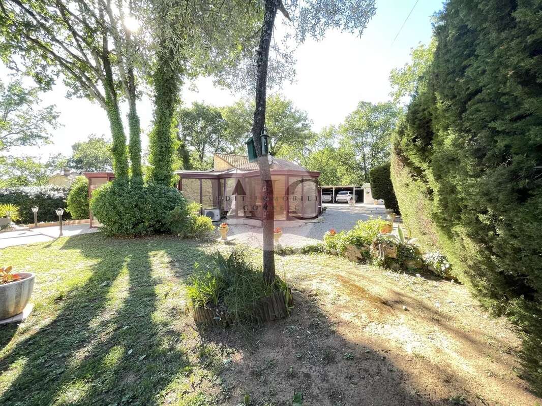 Maison à SAINT-PAUL-EN-FORET