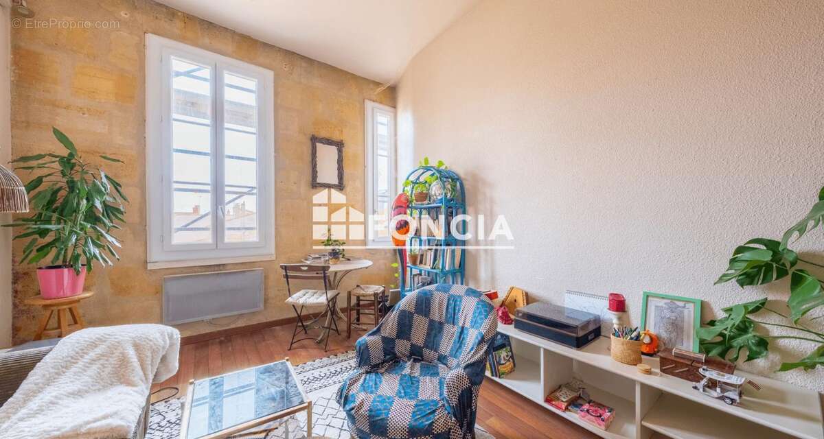 Appartement à BORDEAUX