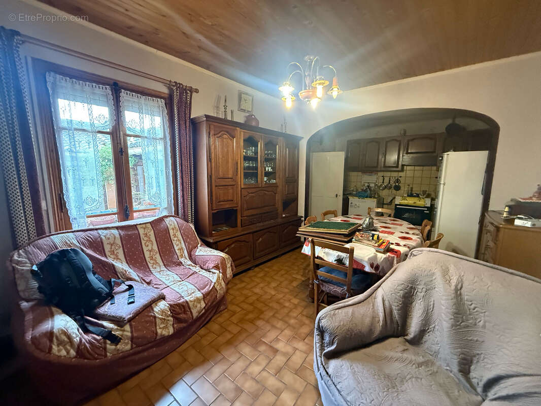 Maison à SAINT-GILLES