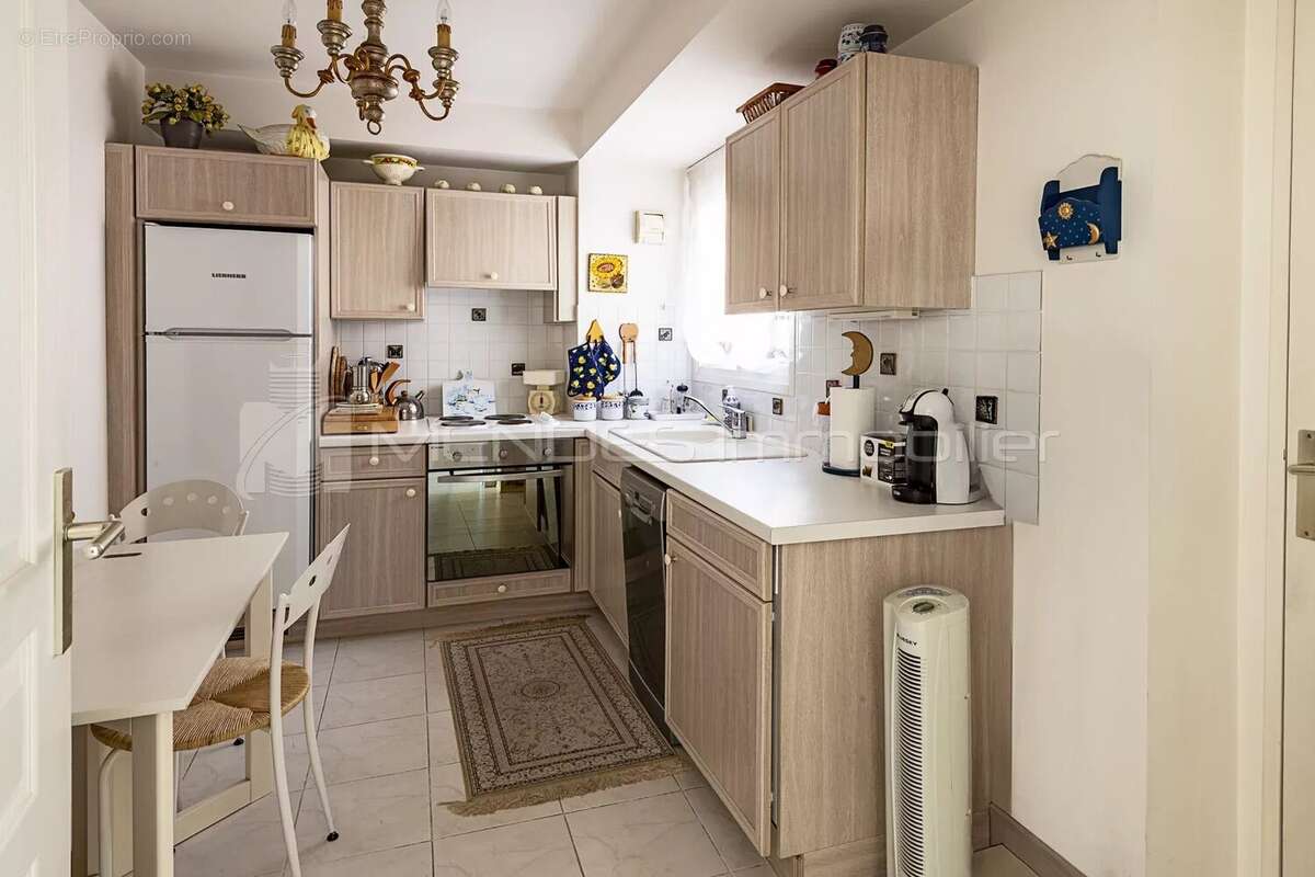 Appartement à CAP-D'AIL