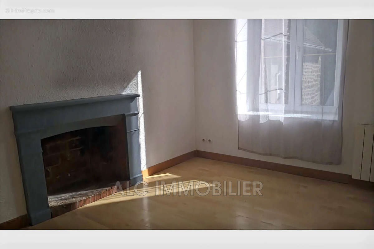 Appartement à LA FERTE-MACE