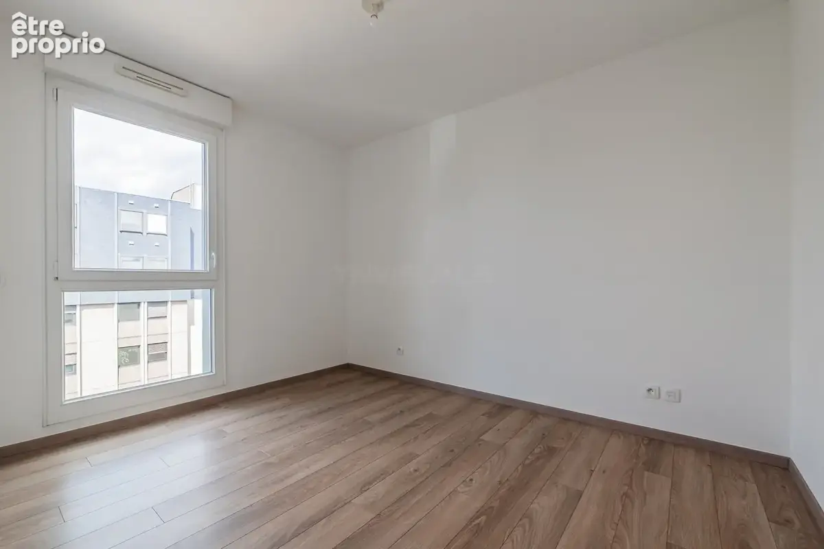 Strasbourg Hopital Civil   Attique F5 103 m2 avec terrasse 17 m2 et parking   Bien rare ! - photo 10