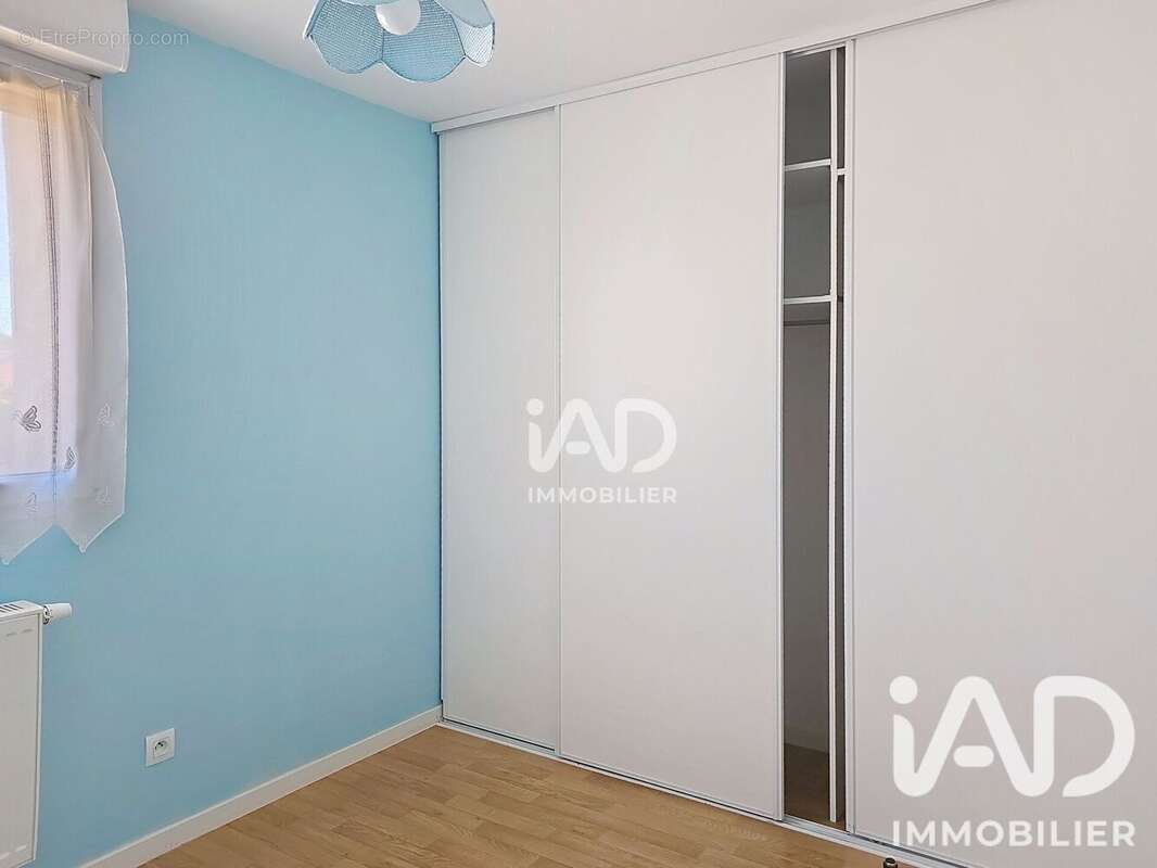 Appartement 66 m² à Templemars  - photo 9