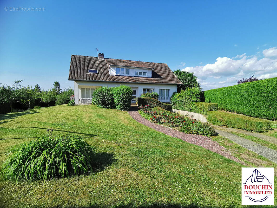 Maison à ABBEVILLE