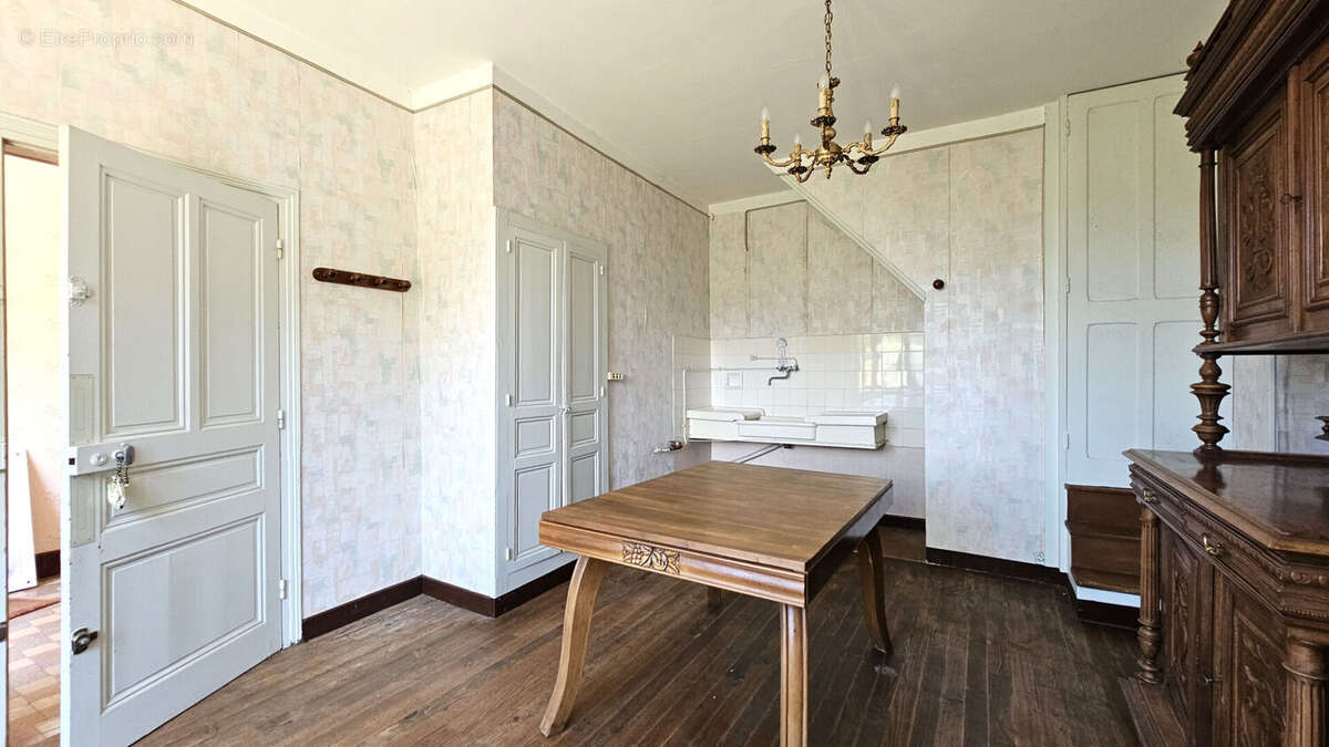 Maison à SAINT-BERON