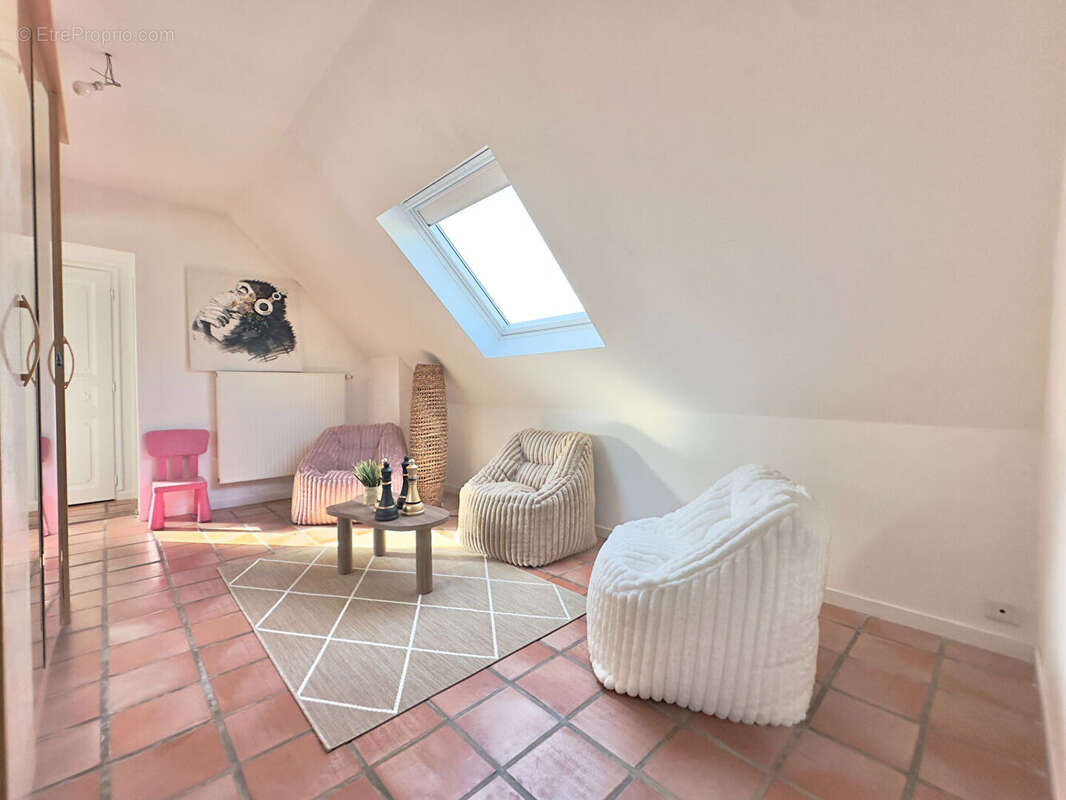 Maison à QUINCY-VOISINS