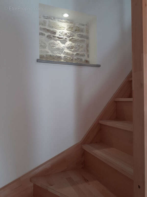 Maison à SAINT-HILAIRE-DE-VILLEFRANCHE