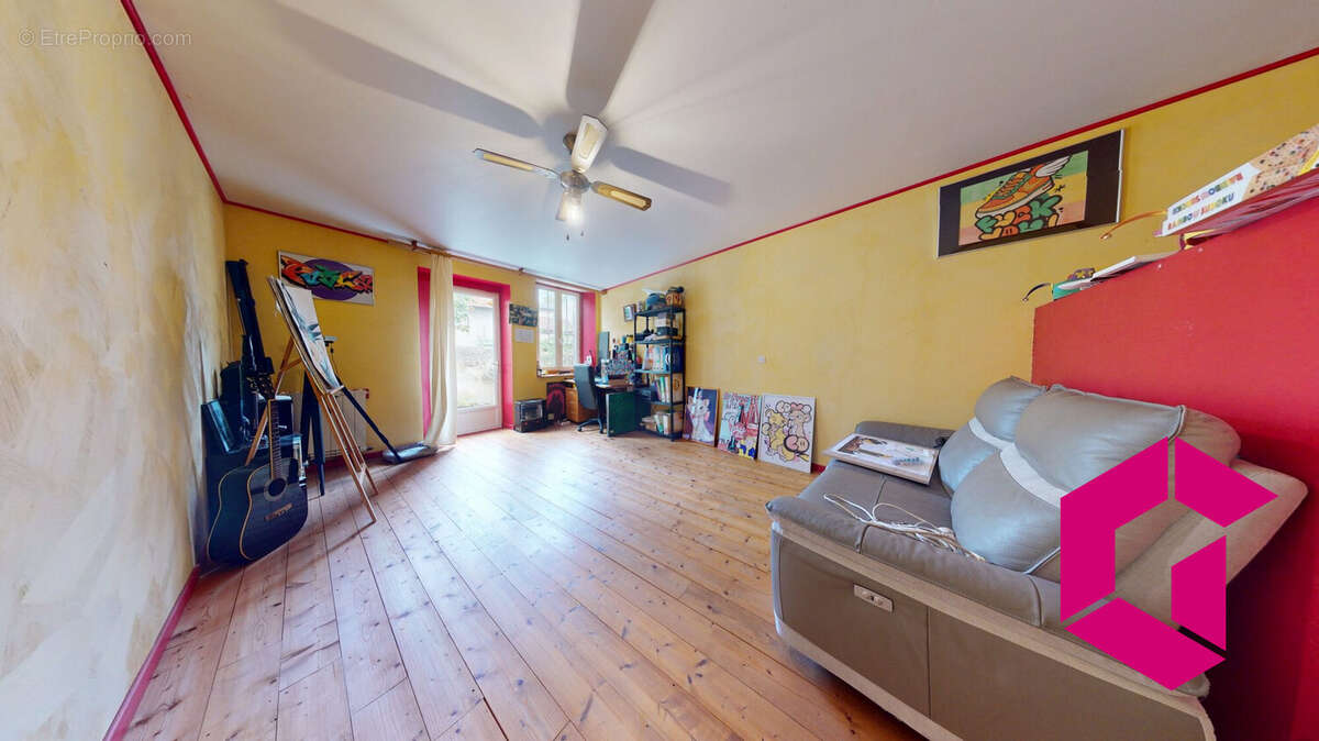 Maison à BRASSAC-LES-MINES