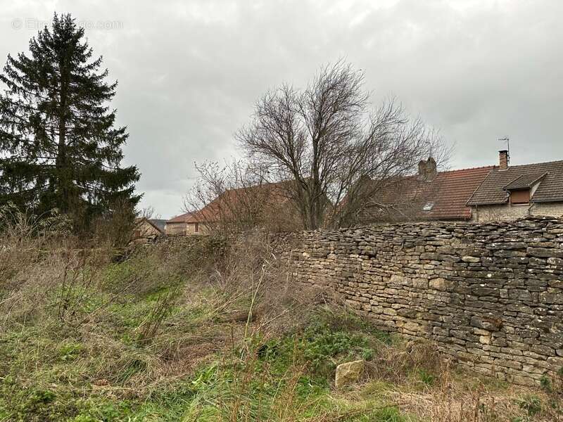 Maison à POUILLY-EN-AUXOIS