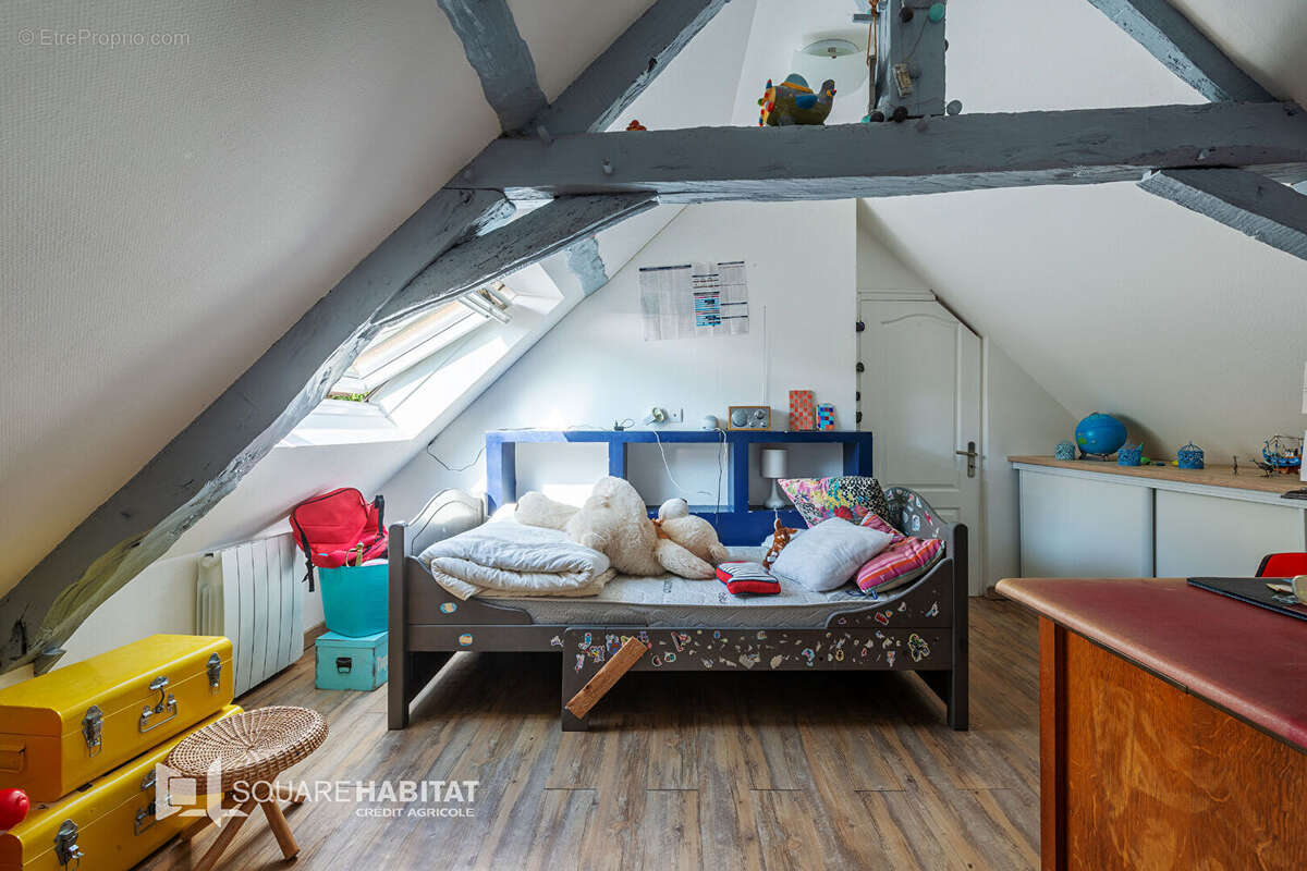 Maison à SOULAIRE-ET-BOURG