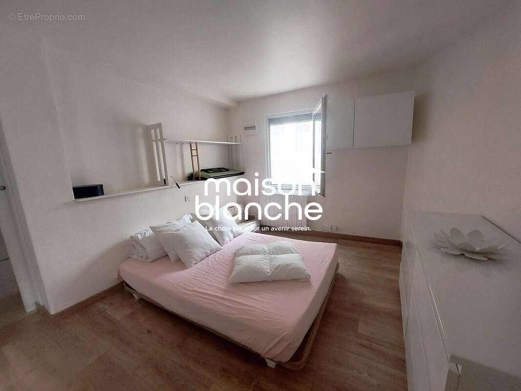 Maison 139 m² à Saint-Maixent-L'ecole  - photo 9