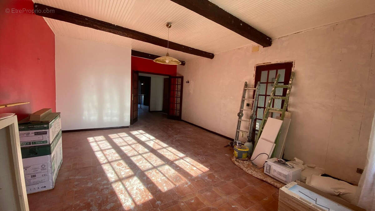 Maison à LEZIGNAN-CORBIERES