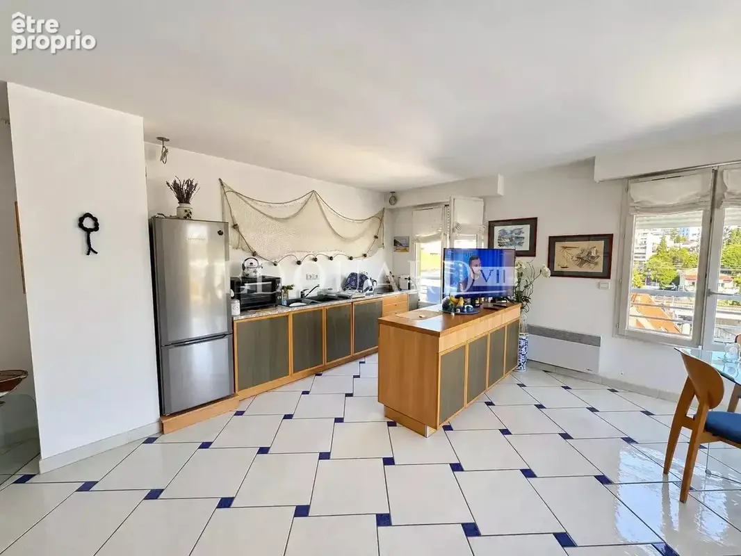 En exclusivité trois pièces à vendre avec terrasse, belle vue dégagée et garage - photo 7