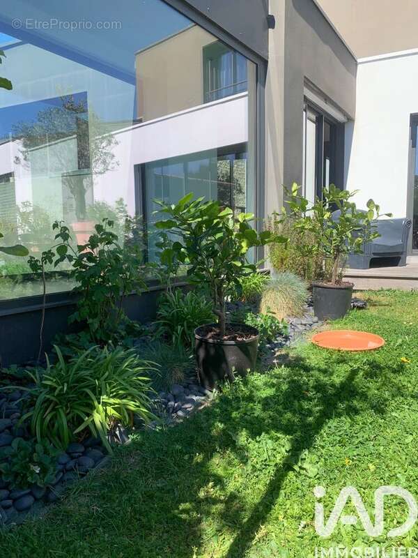 Photo 2 - Maison à LA ROCHELLE