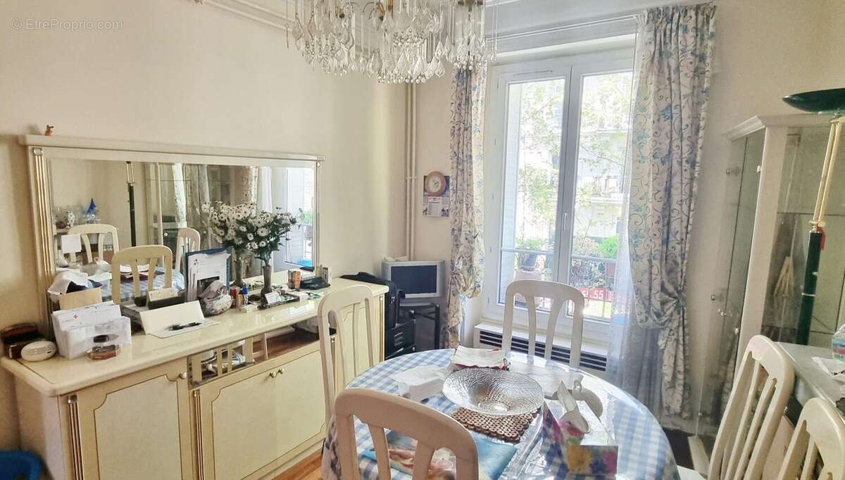 Appartement à CLICHY