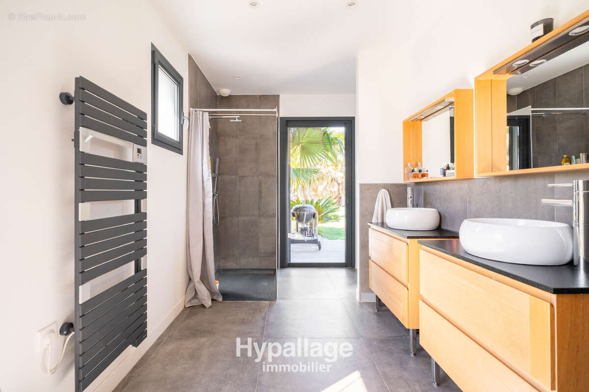 Maison à MARSEILLE-13E