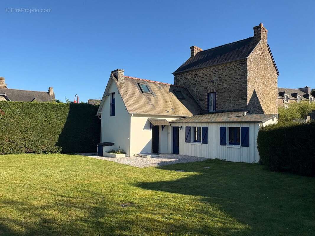 Maison à LE MINIHIC-SUR-RANCE