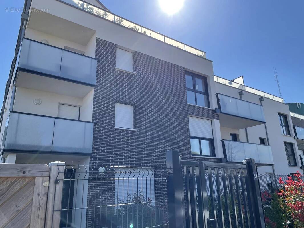 Appartement à MONT-SAINT-AIGNAN