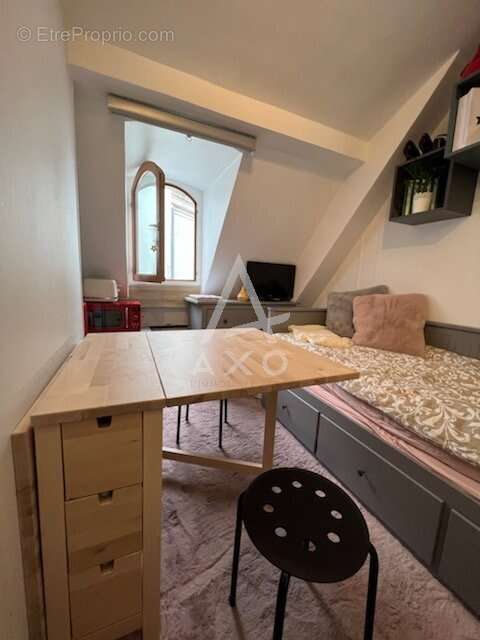 Appartement à PARIS-7E