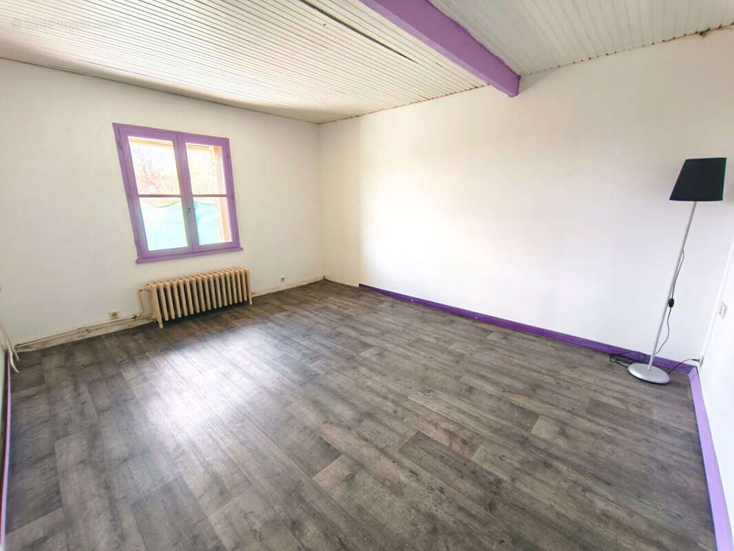 Maison à NEUILLY-EN-THELLE