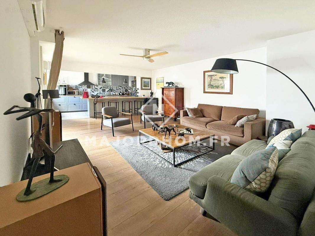 Appartement à MARSEILLE-8E