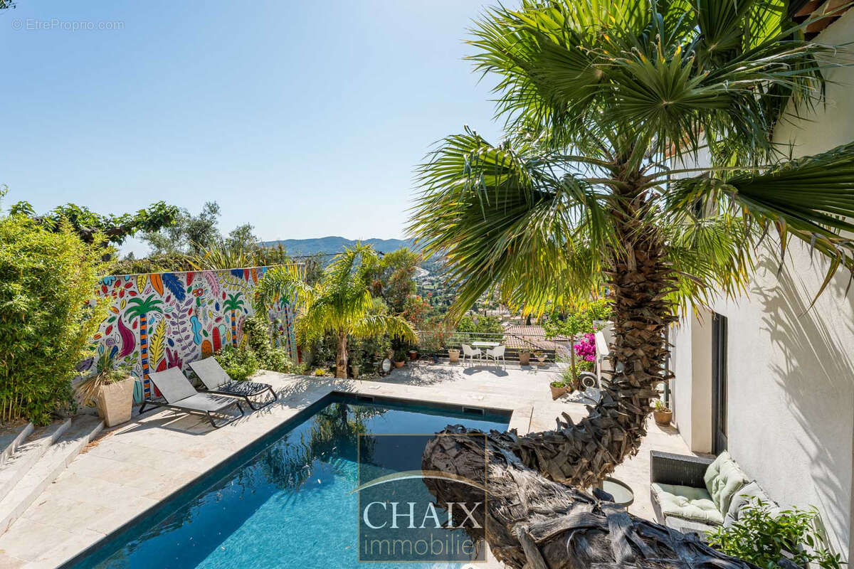 Belle contemporaine avec vue mer - appartement indépendant- piscine - garage - photo 24