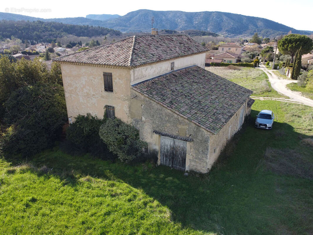 Ancien corps de ferme à rénover, fort potentiel d'aménagement - photo 15