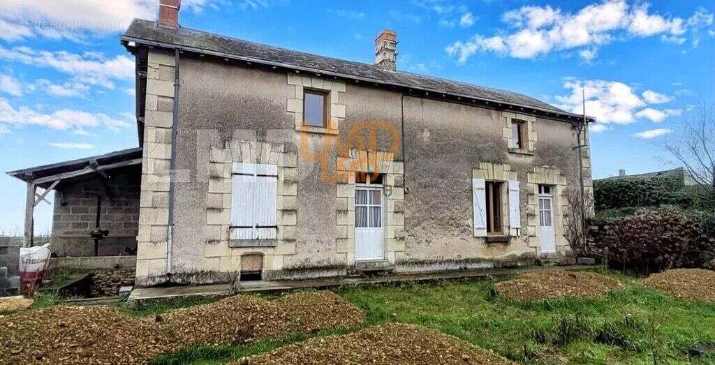 Maison à MONCONTOUR