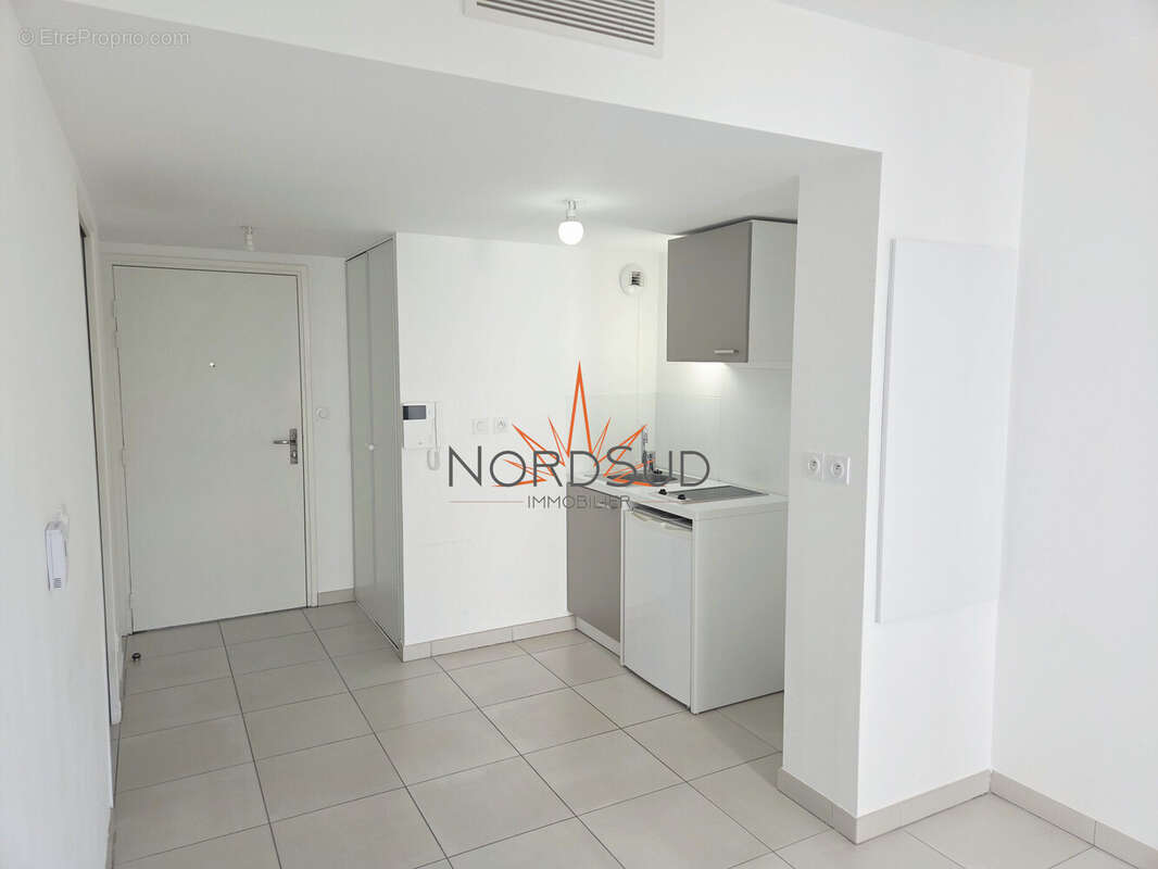 Appartement 36 m² à Marseille-5e  - photo 5