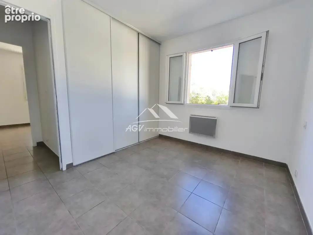 Lézan, maison plain pied, 2 chambres + 1 bureau, terrain clos - photo 6
